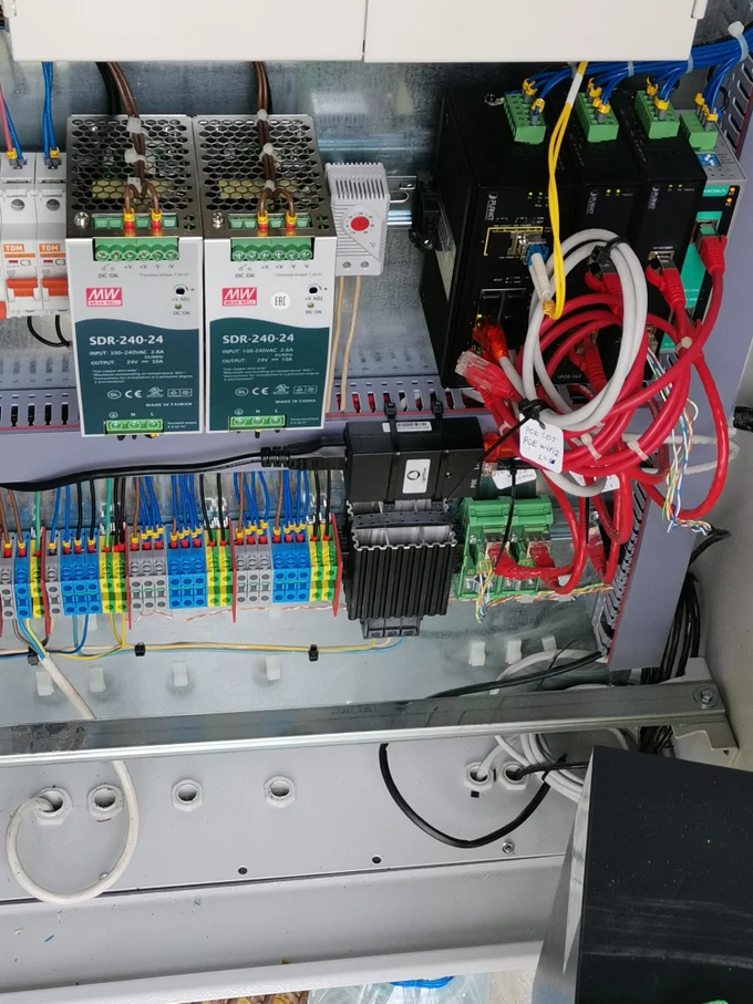 Сеть магазинов-офисов торговой компании Wurth GmbH&Co (Вюрт-русь)